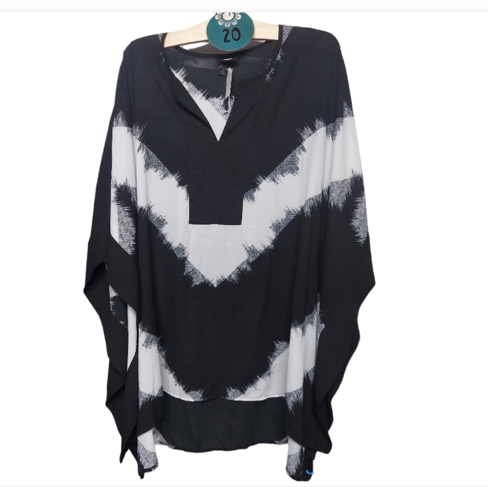 Mossimo Black & White Semi Sheer Top